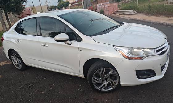 CITROËN C4 LOUNGE 1.6 EXCLUSIVE 16V TURBO FLEX 4P AUTOMÁTICO